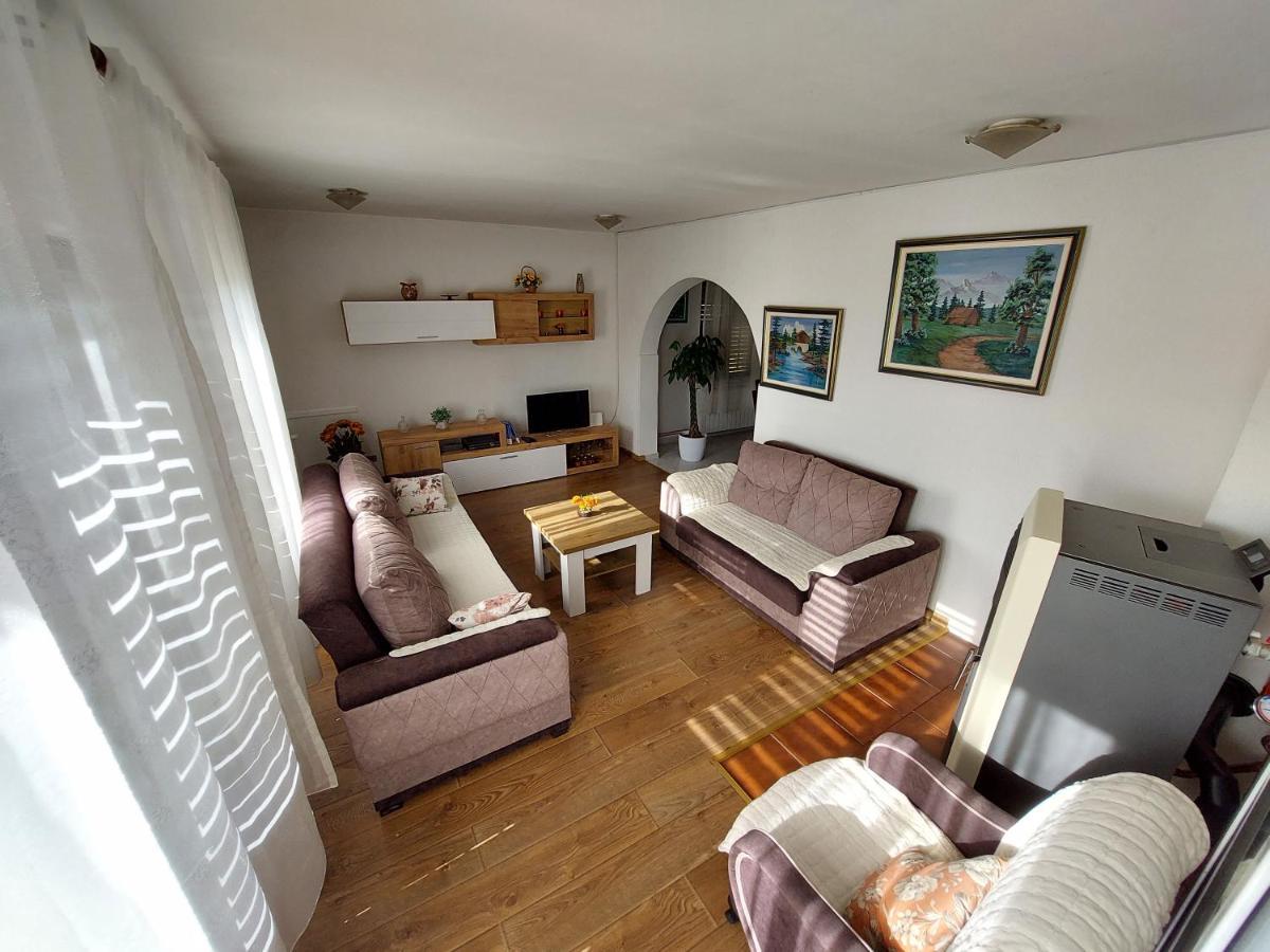 Holiday Home Milanovic Cetynia Zewnętrze zdjęcie