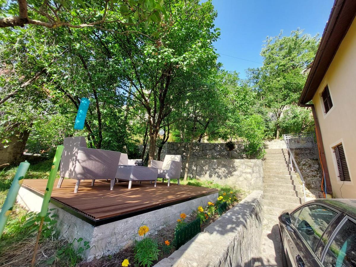 Holiday Home Milanovic Cetynia Zewnętrze zdjęcie